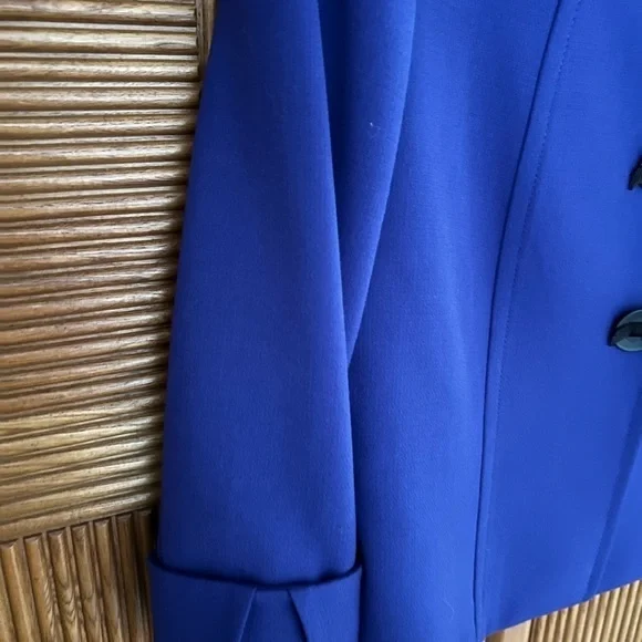 Tahari Blazer Women’s Crop Jacker Arthur Levine 2 Petite - Picture 7 of 10